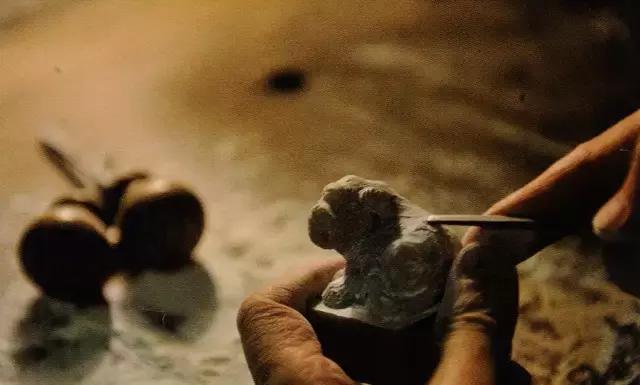 中国工匠的技艺震惊世界,潘惊石大师揭开拉丝绝技之谜