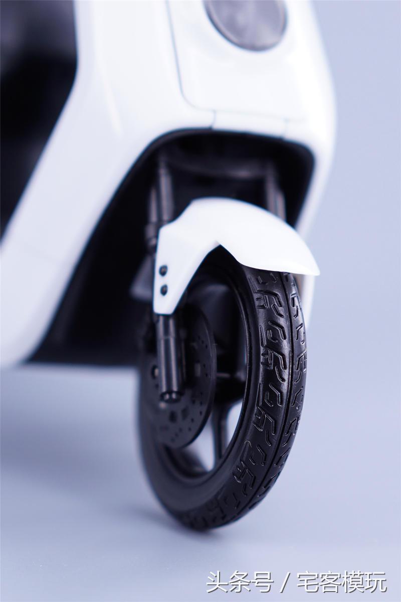 小牛电动车n1s动力版多少ah,76v100a小牛n1s尺寸