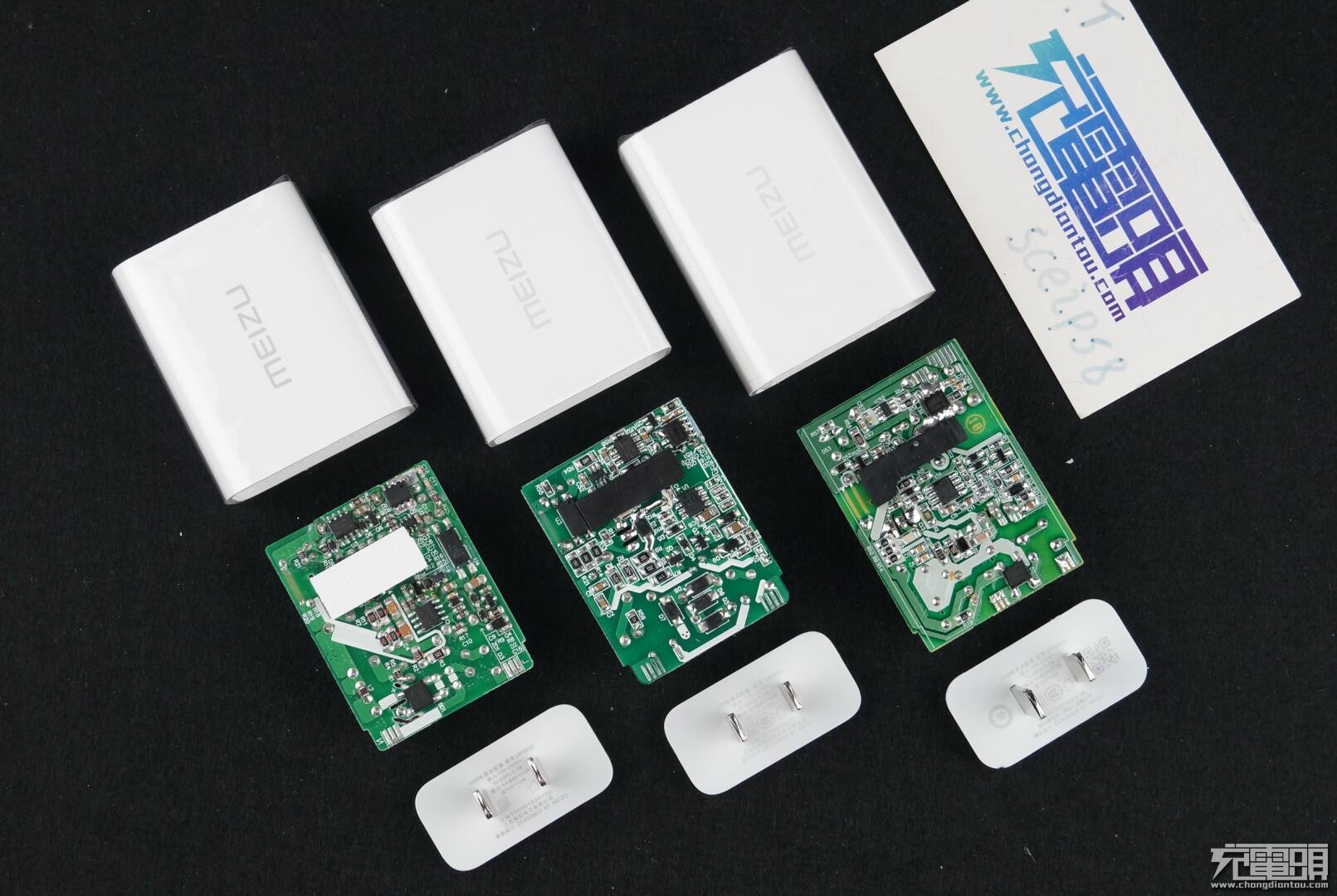 魅族充电器二换一,魅族原装充电器拆解