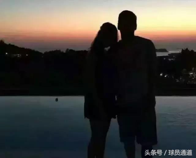 31岁篮球天才娶大10岁二婚妻子,球王娶了一个一米八的老婆