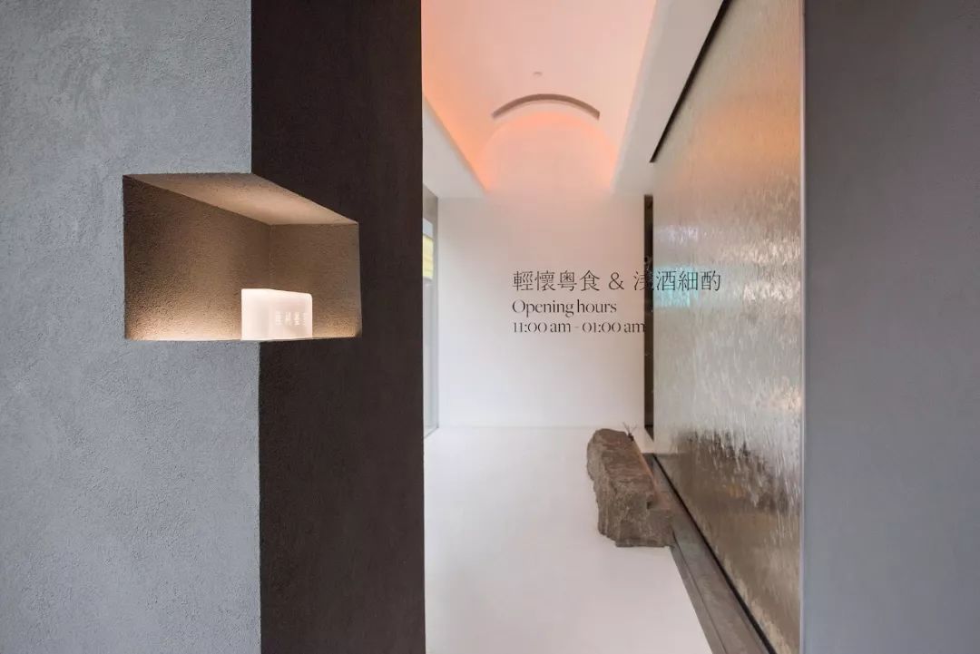 很小的店怎么有格调,保守且能穿出气质的店