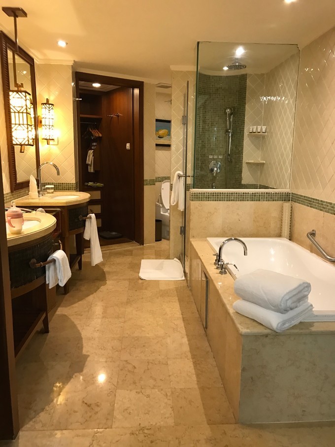 带你旅游看世界,海南清明出游三亚