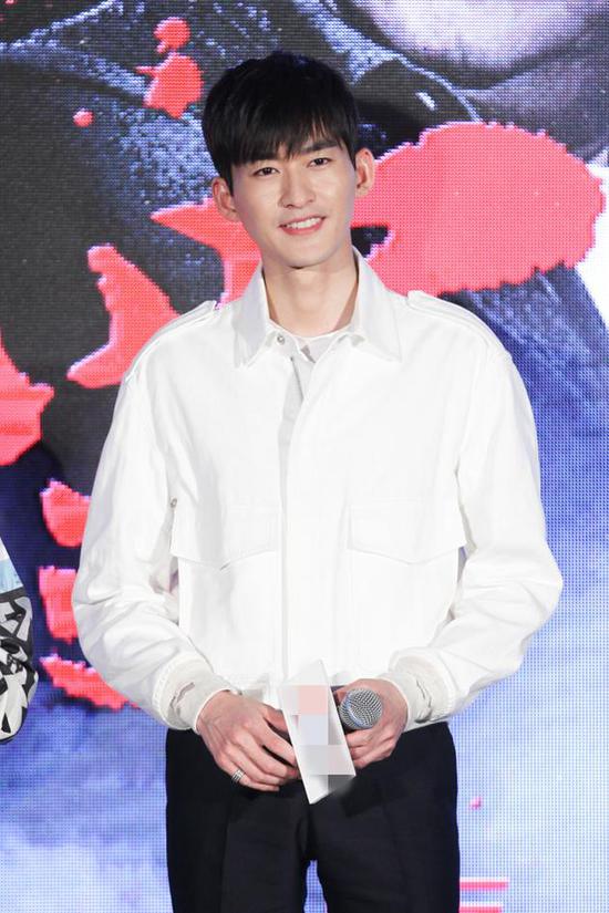 张翰机场搞笑 (张翰机场搞笑事件)