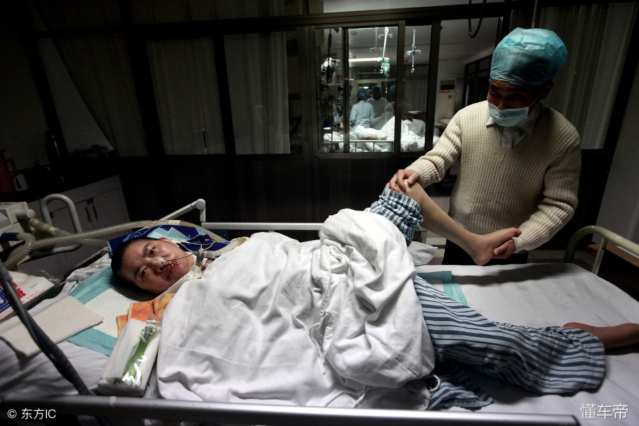 胸骨断了会瘫痪吗,胸骨断了不及时治疗