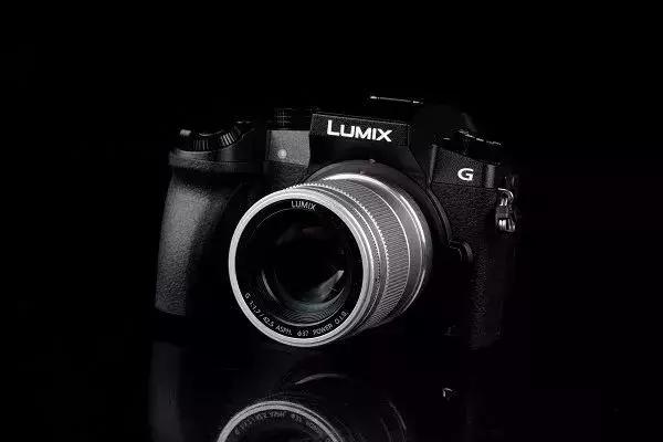 二手微单相机推荐性价比高,今年性价比最高的微单相机