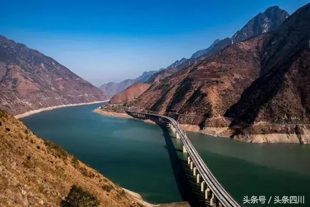 监狱警察一般都干什么,监狱警察和普通警察的区别