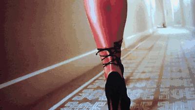 高跟鞋不跟脚前面磨小指,高跟鞋大拇指往下磨脚怎么办