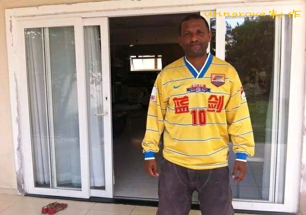 四川全兴足球队保卫成都,四川全兴足球队刘斌儿子