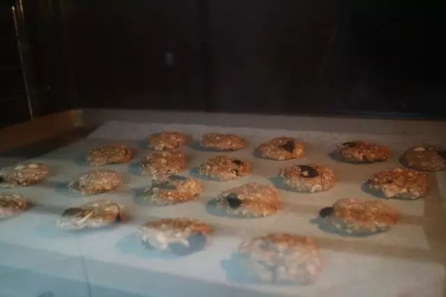 燕麦饼干小朋友爱吃,燕麦酥儿童健康零食