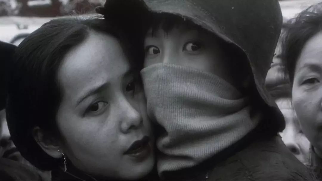 口欲的施虐到*欲情**的压抑，从程蝶衣的阉割到真虞姬的自刎