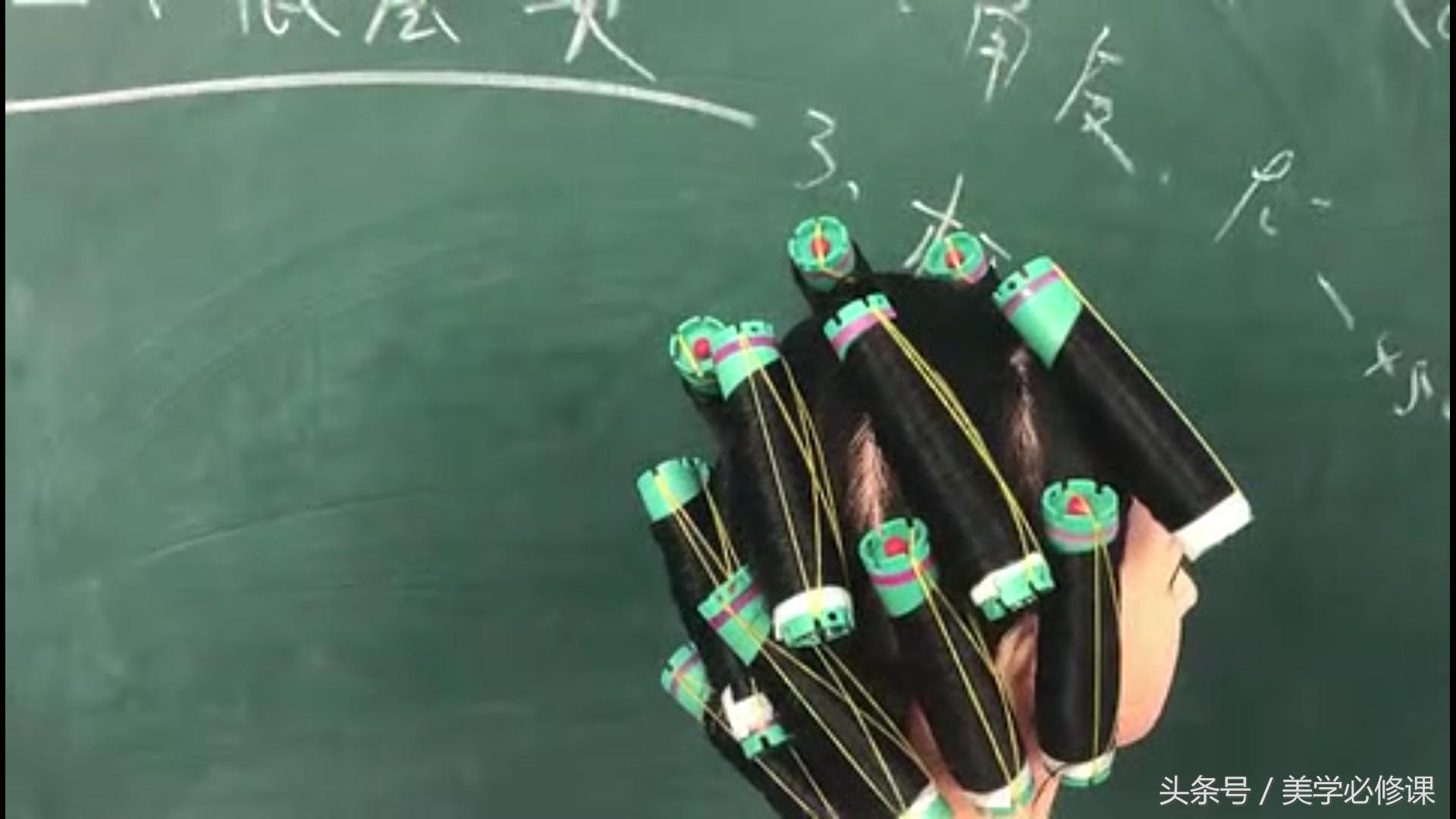 发梢直的蛋蛋卷烫发排杠教程,烫发发型及排杠教程