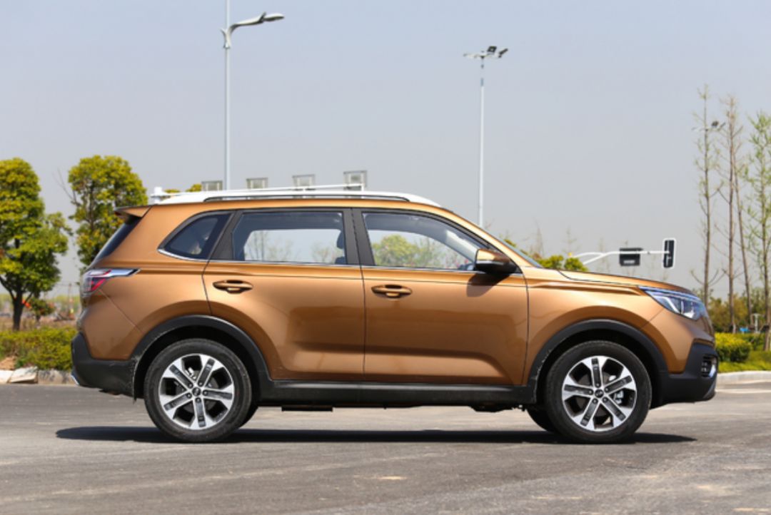 鲜肉变硬汉，起亚新智跑：11.99万起，“中国特供”能否救市？