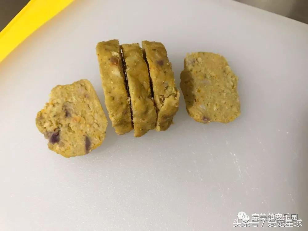 幼犬狗粮自制狗粮教程,怎么给狗自制狗粮器