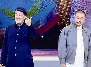 55岁范伟近照曝光,范伟全家近照曝光