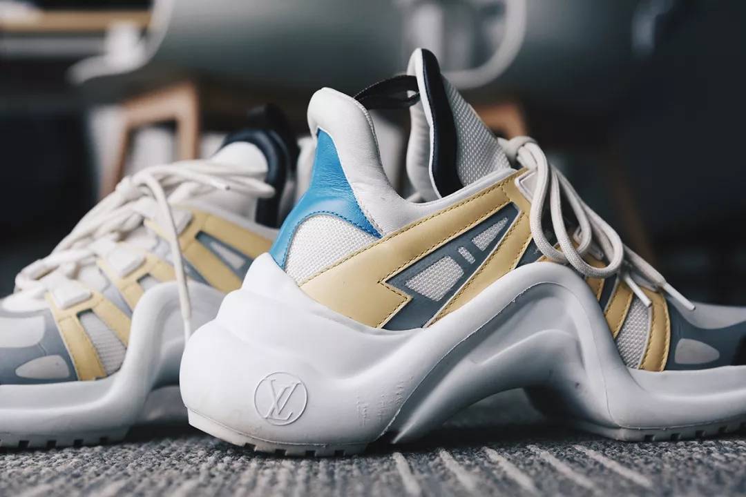 奢侈品牌鞋子比nike好,运动鞋奢侈品牌排行榜