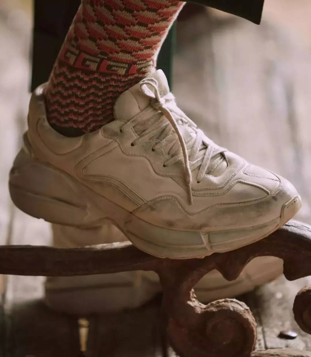 奢侈品牌鞋子比nike好,运动鞋奢侈品牌排行榜