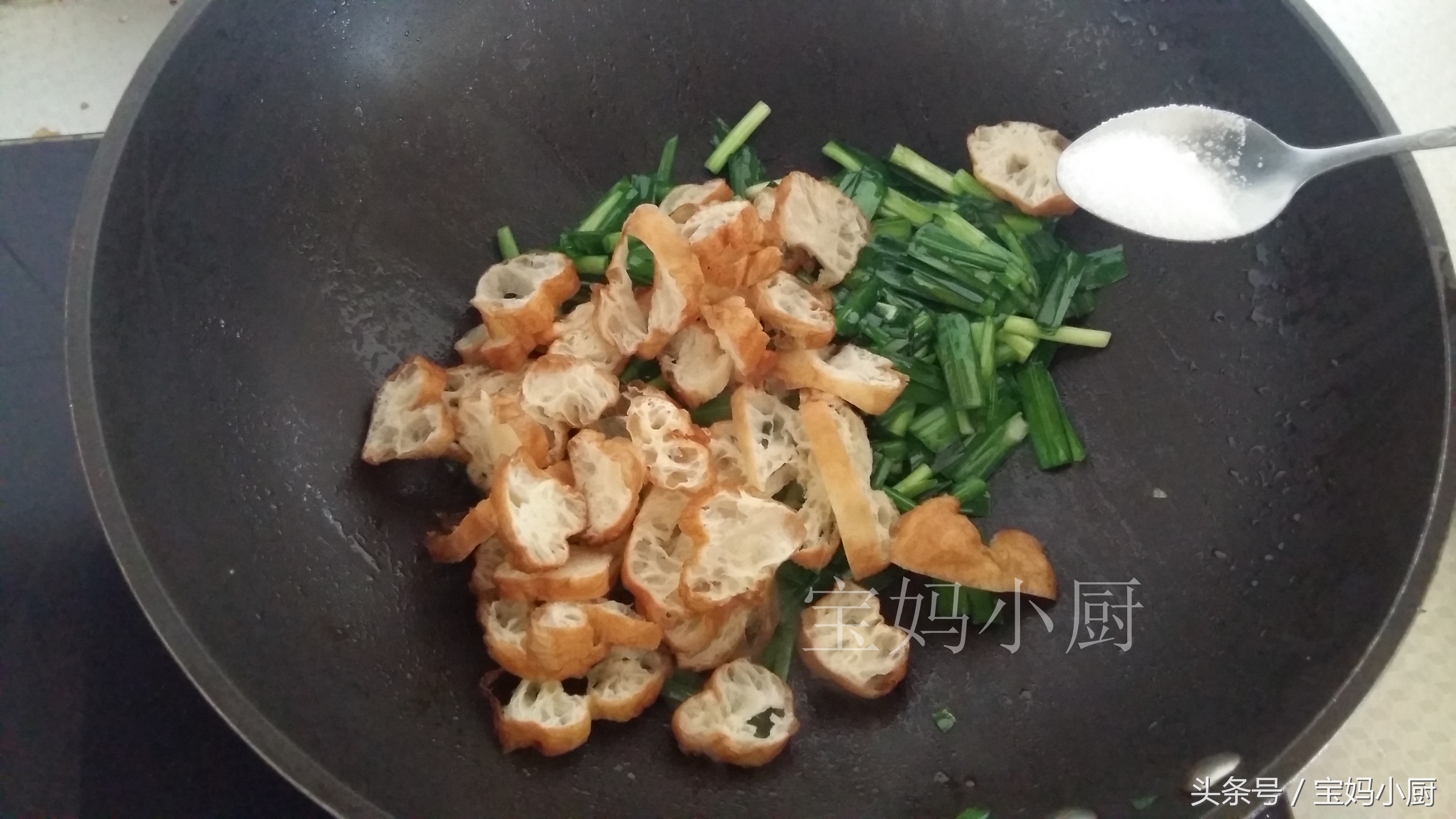 剩油条能煎脆吗,剩油条别扔