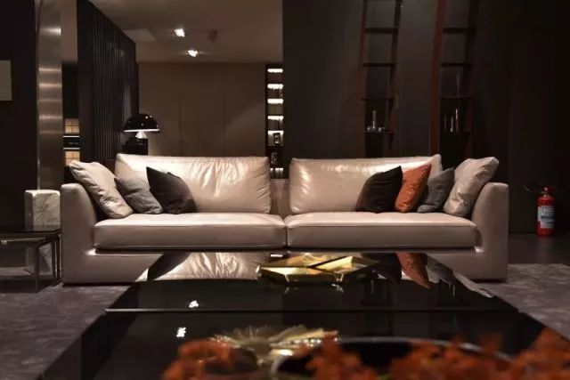 逛米兰家居设计展,凯悦家居馆