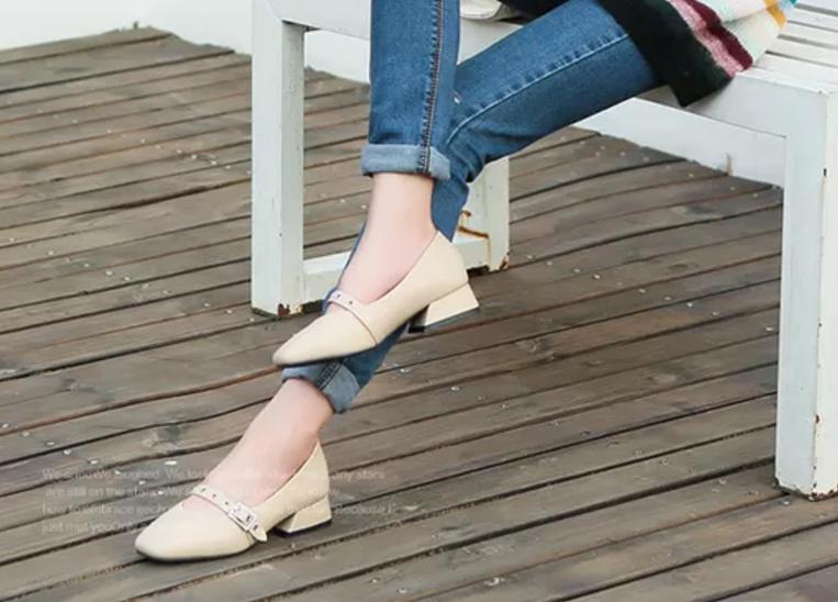 复古方头鞋怎么搭配好看,文艺森系复古小丑方头鞋