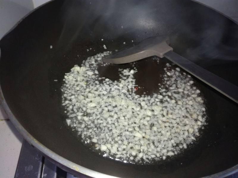 西兰花如何做好吃简单家常,西兰花怎么做才好吃家常做法