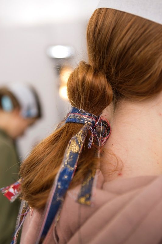 沟槽式马尾发型,最好看的发型基础版