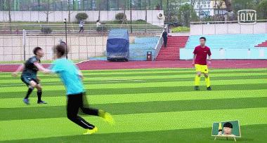 鹿晗加盟曼联足球,鹿晗在足球领域的影响力如何