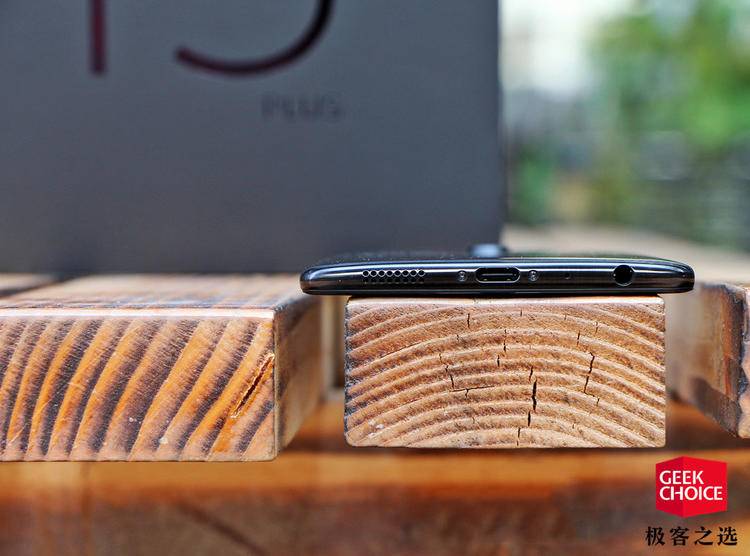 魅族15plus真实评测,魅族15plus上手评测