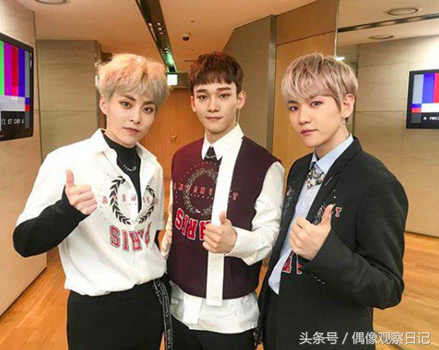 你羡慕吗？神秘男现身EXO-CBX签名会，握手又拥抱引现场粉丝尖叫