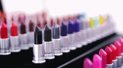 一天内卖5000支口红,一天卖一万支口红