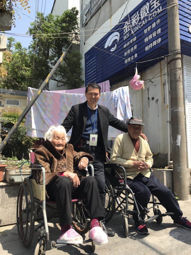 苏州“买菜哥”登上《欢乐中国人》为“家人”买菜20年绕地球半圈