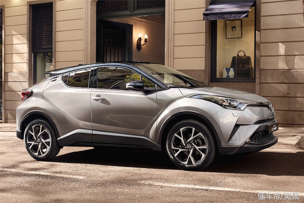 领克02高性能版和大众cc,领克02hatchback和大众cc