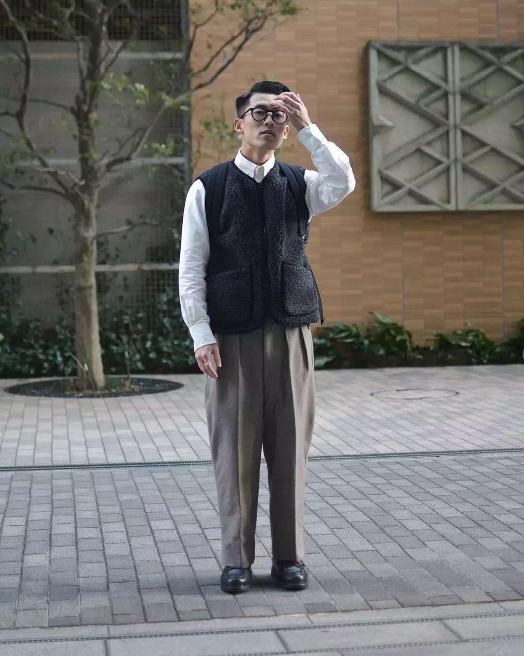 身高160西装裤穿搭,30-40男士牛仔裤穿搭技巧