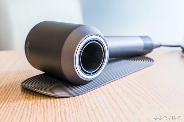 戴森吹风机为什么这么厉害,戴森吹风机功率