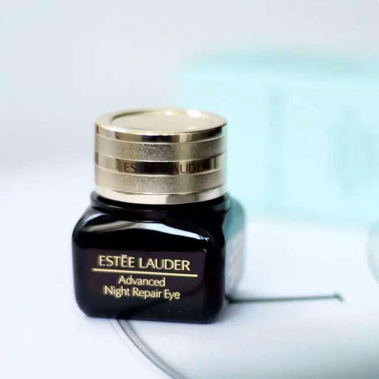 眼霜要趁早用别等到25岁以后,20岁到25岁适合的眼霜