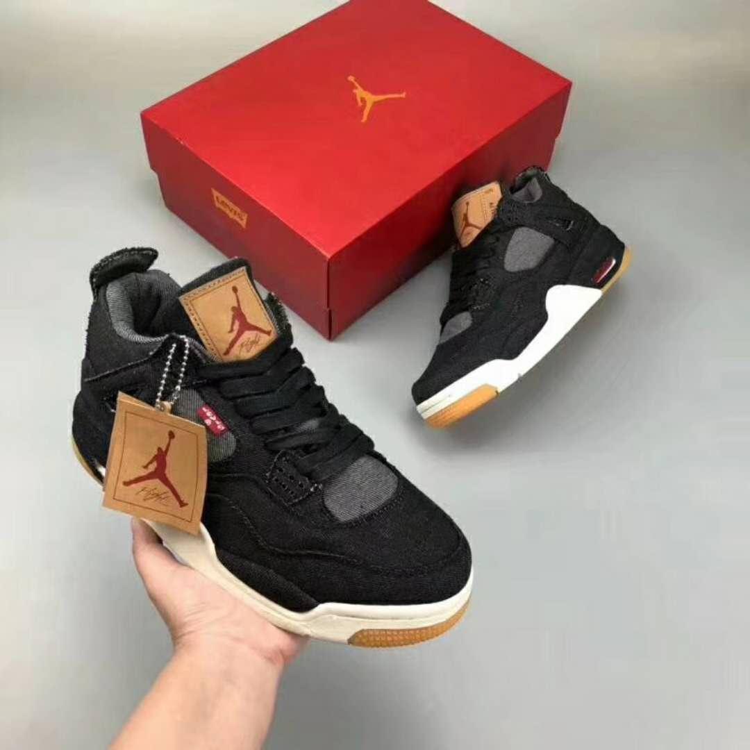 驰骋球场与世界的耐克乔丹