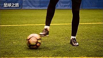 足球技巧：罗纳尔迪尼奥的五个经典过人技巧教学