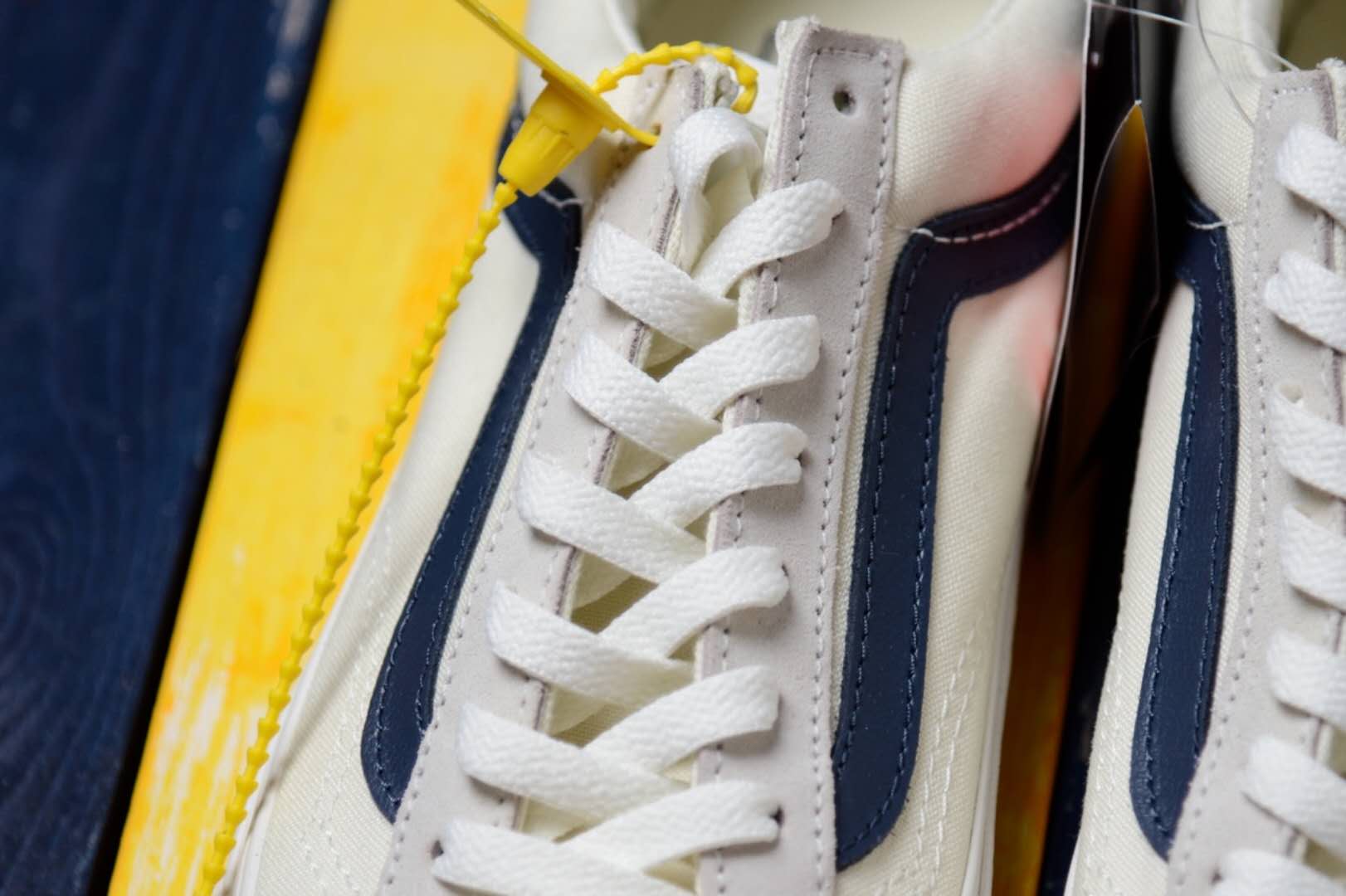 传说原单版本,vans权志龙同款寂静蓝偏大偏小