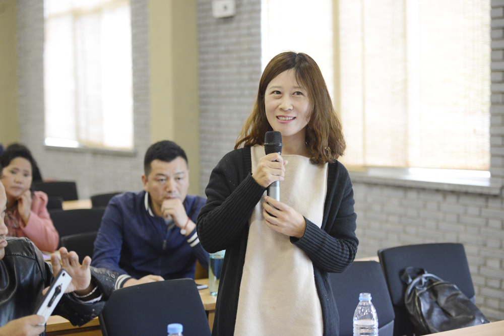 春醒忆老家2018全国百家网媒神灵寨旅游发展高峰论坛举办