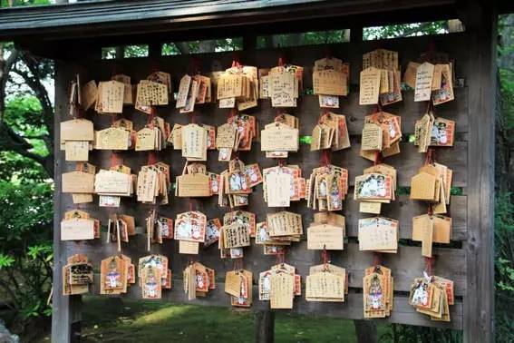 招财猫还有公母之分,招财猫分公母吗有什么寓意