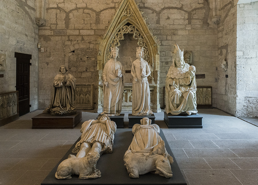 清明时节游法兰西赏历史文化之四：阿维尼翁