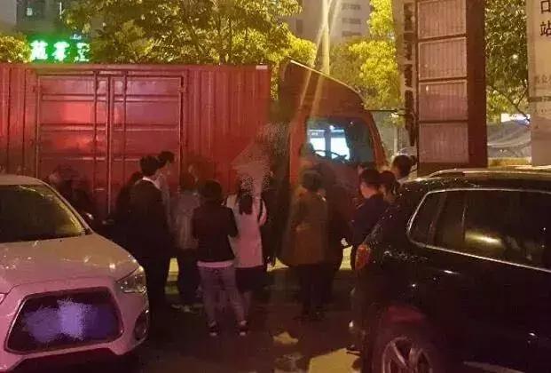 一号家居网欠钱不还,一号家居网跑路