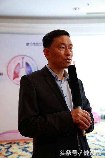 国产肺癌靶向药来了，专家告诉你：临床疗效并不比进口药差！