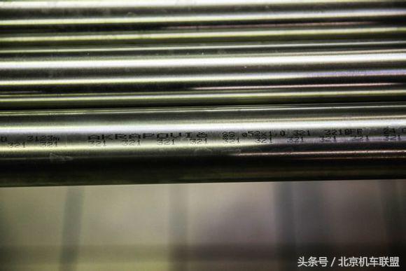 天蝎排气制造过程,akrapovic天蝎排气宝马3系