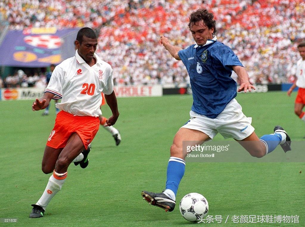 1994世界杯足球鞋回顾视频,2010世界杯足球鞋款式