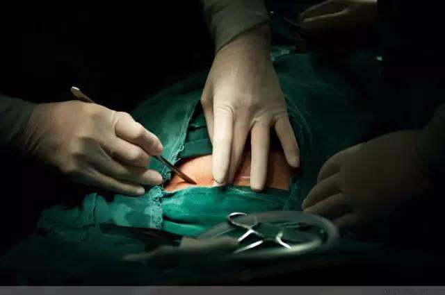 孕12周胎盘低置有宫腔积液怎么办,12周孕妇b超显示胎盘低置有危险吗