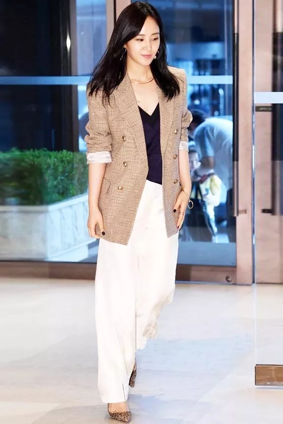 v字领怎么改好看,v字领怎样撩出褶皱