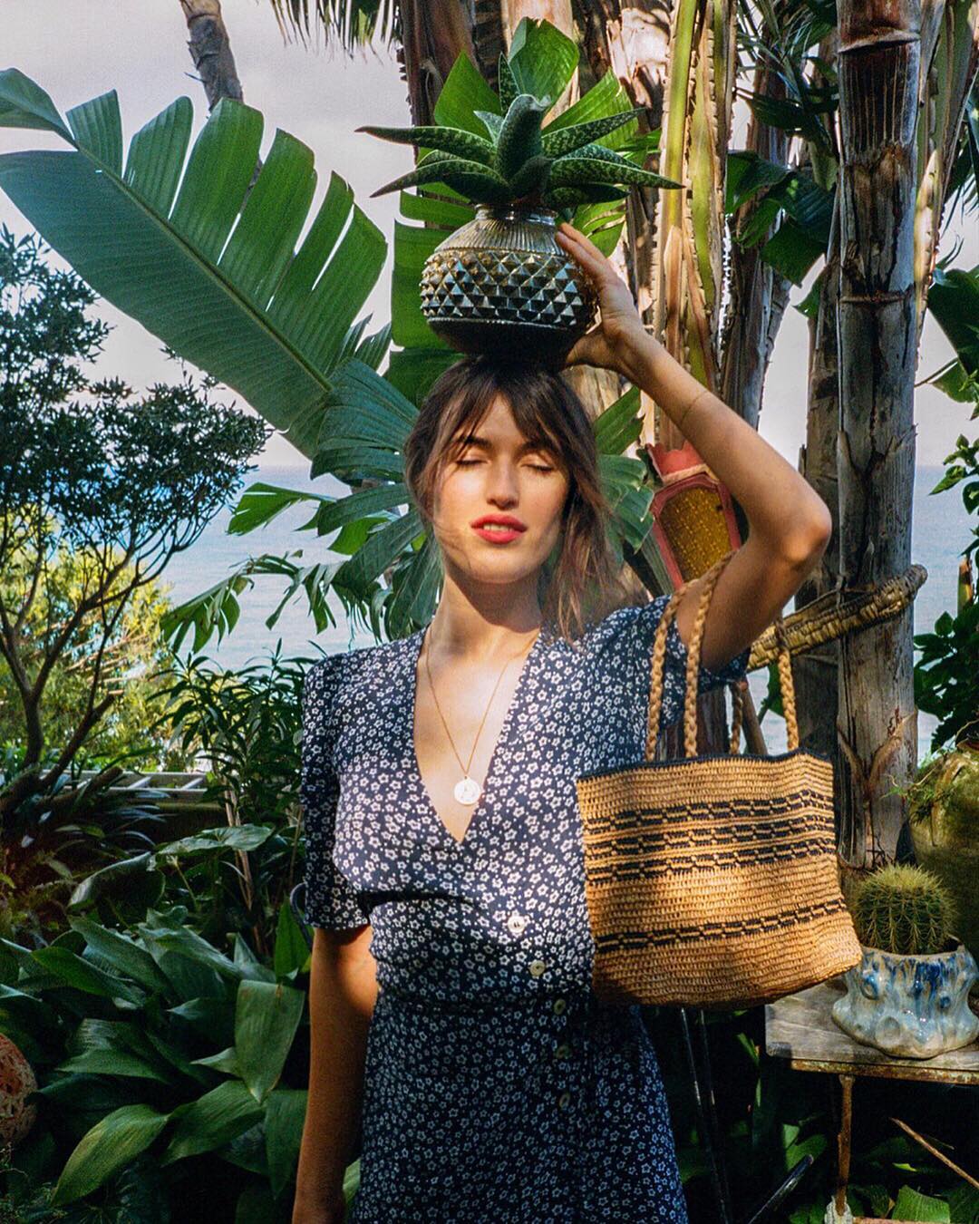 2020夏季最流行的项链,今年最流行的一款小蛮腰项链