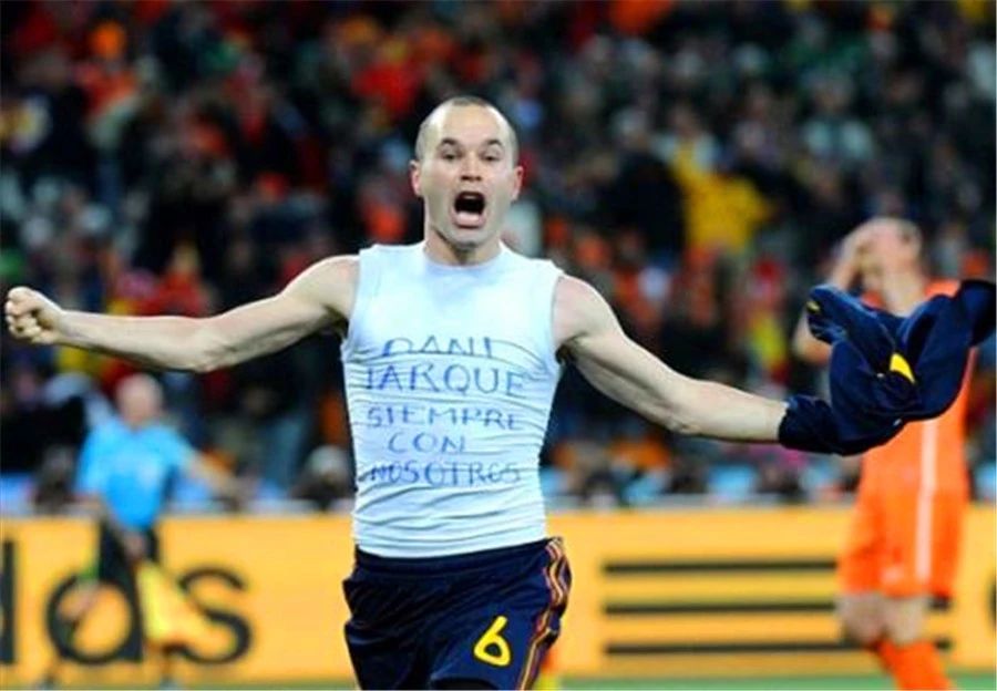 伊涅斯塔小白名字由来,伊涅斯塔小白最新消息