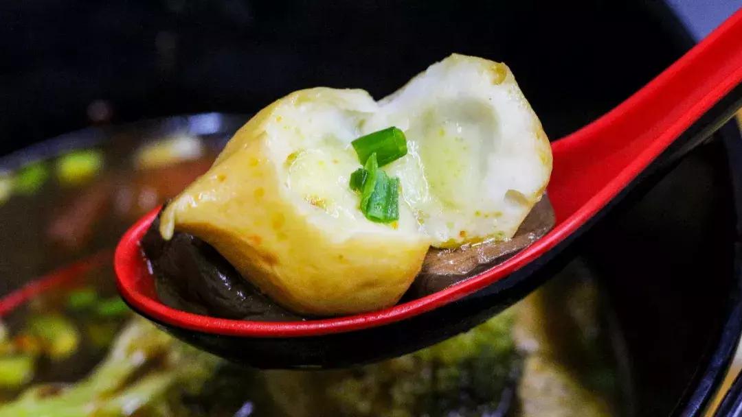 结婚12年，台湾夫妻在厦大旁开了家“黑”店，专治小确丧……