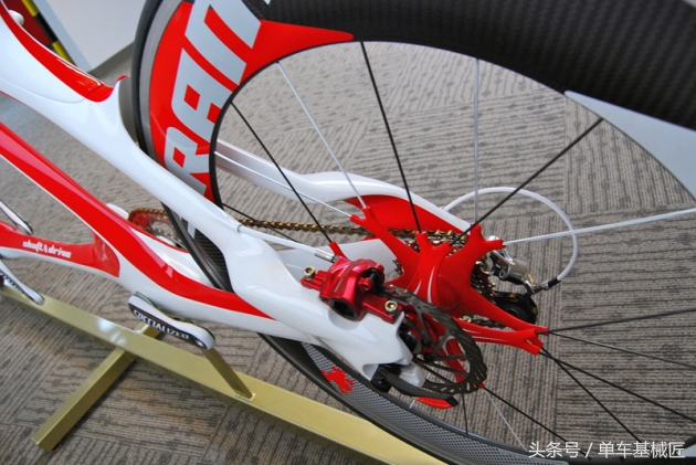 这是我见过最帅的跑姿,目前最好的双人自行车